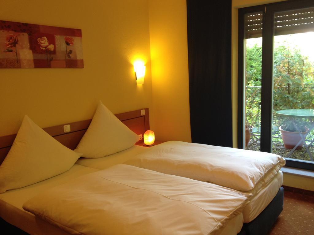BIO Hotel Bayerischer Wirt Augsburg Zimmer foto