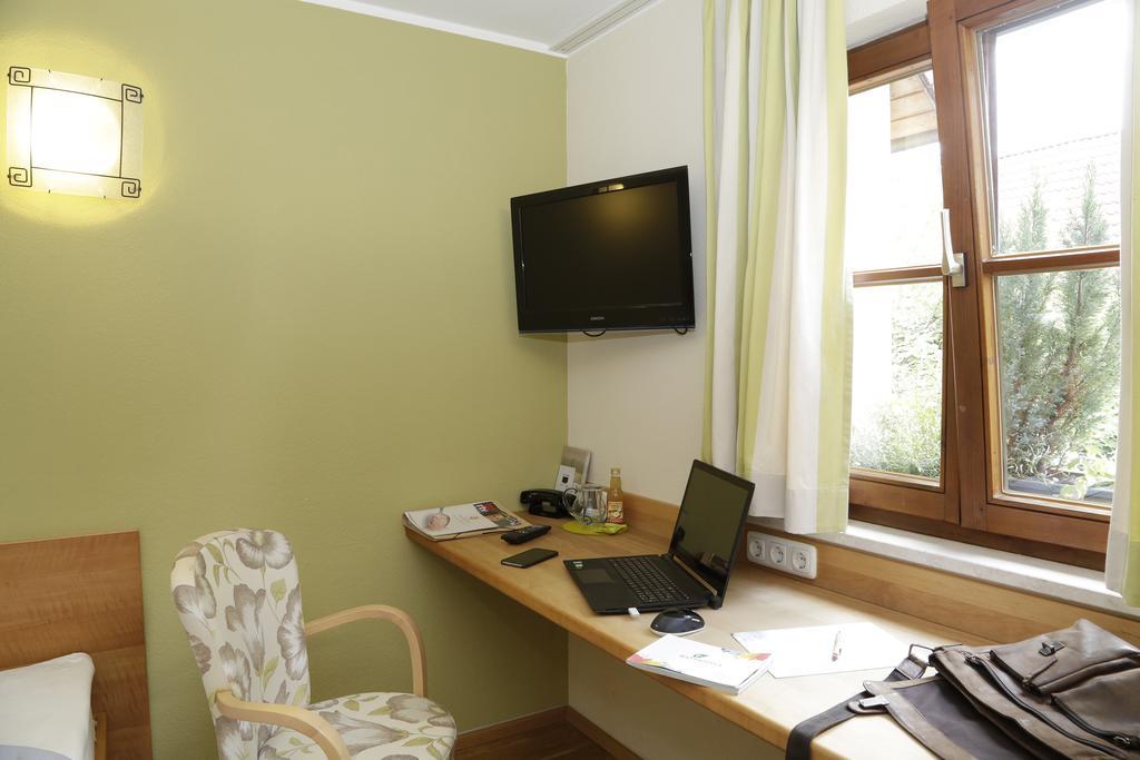 BIO Hotel Bayerischer Wirt Augsburg Exterior foto