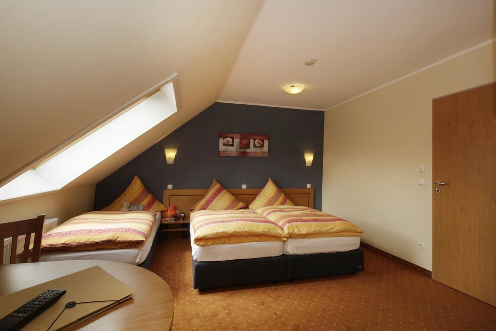 BIO Hotel Bayerischer Wirt Augsburg Exterior foto